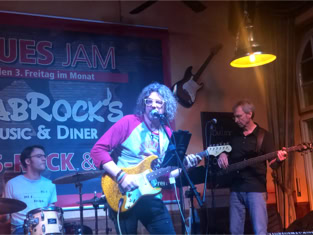 Habrocks's Music & Diner - Band