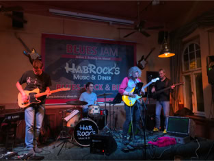 Habrocks's Music & Diner - Band